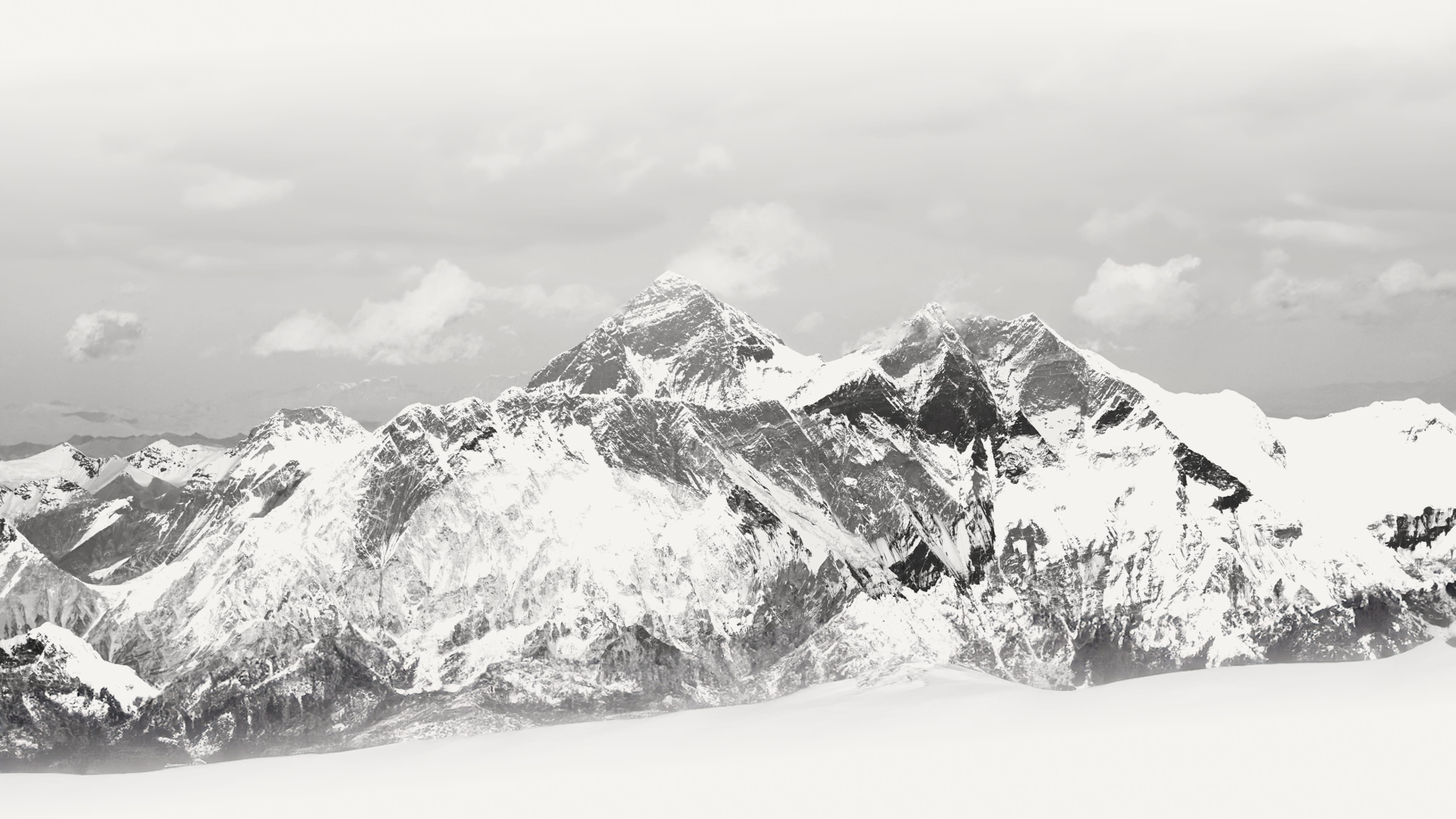 image-mount-everest-background-jpg.jpg