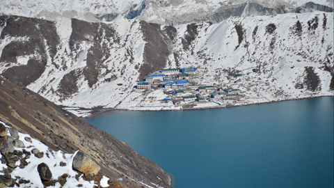 gokyo-lake-nepal-trekking.jpg